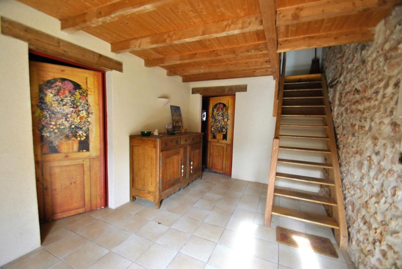 Bed and Breakfast La Grenouille à Saint-Adjutory Extérieur photo